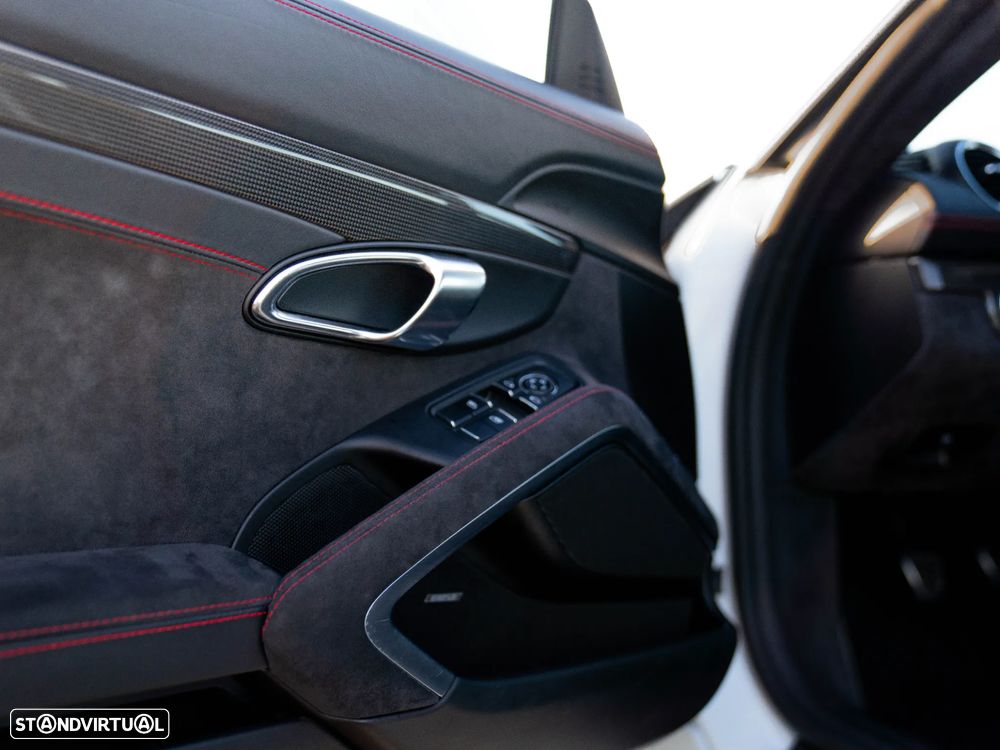 Porsche 718 Cayman GTS 4.0 - 27