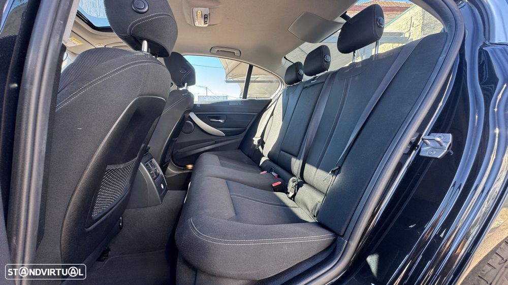 BMW 325 d Line Sport Auto - 16
