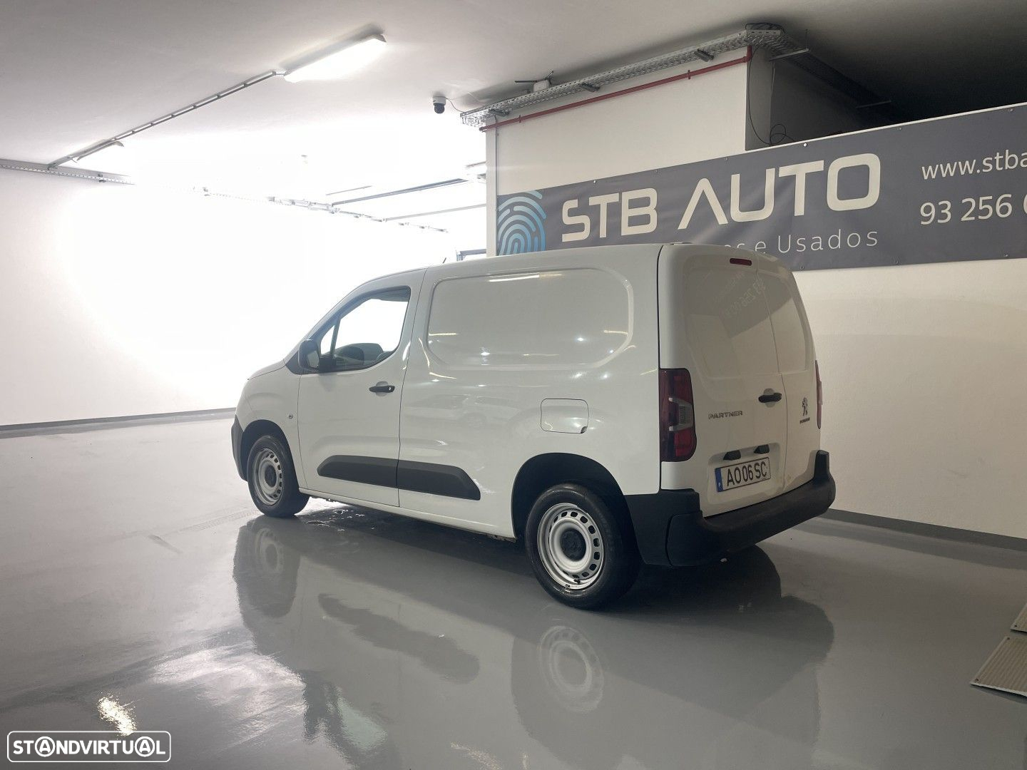 Peugeot Partner 1.5 BlueHDi Pro Standard - 4