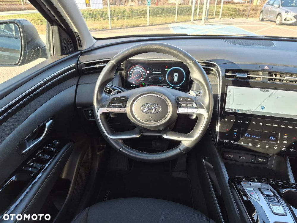 Hyundai Tucson 1.6 T-GDi HEV Executive 4WD - 11
