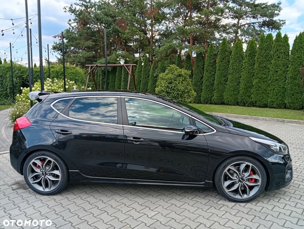 Kia Ceed 1.6 T-GDI GT-Track - 12