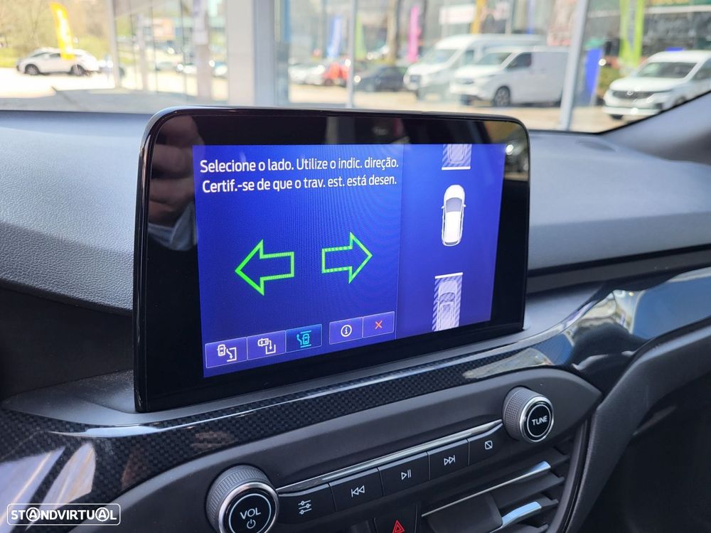 Ford Focus 1.5 TDCi EcoBlue ST-Line - 13