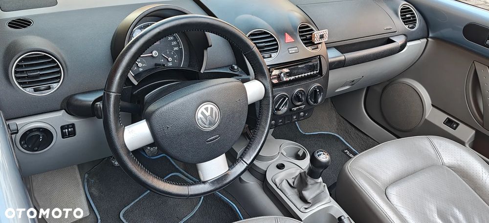 Volkswagen New Beetle 1.9 TDI DPF Freestyle - 29