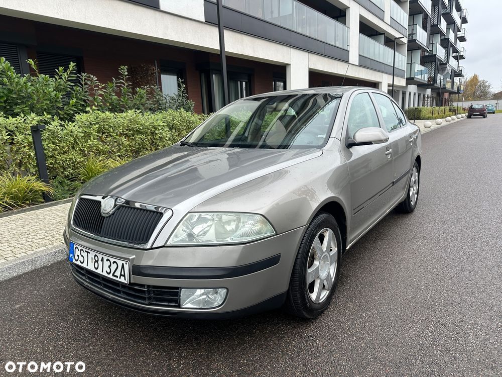 Skoda Octavia 1.9 TDI DSG Elegance - 1