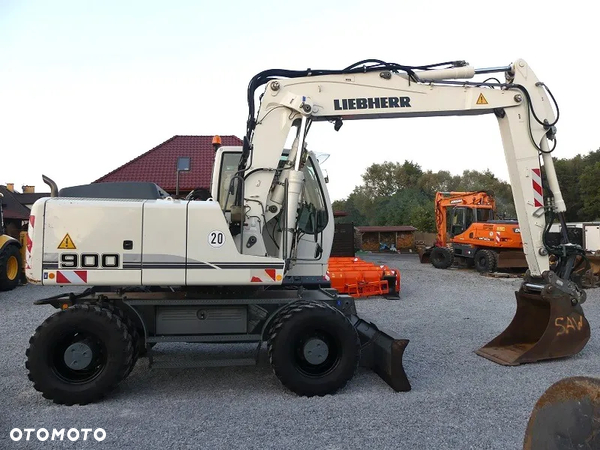 Liebherr A900C z Niemiec / Super Stan /