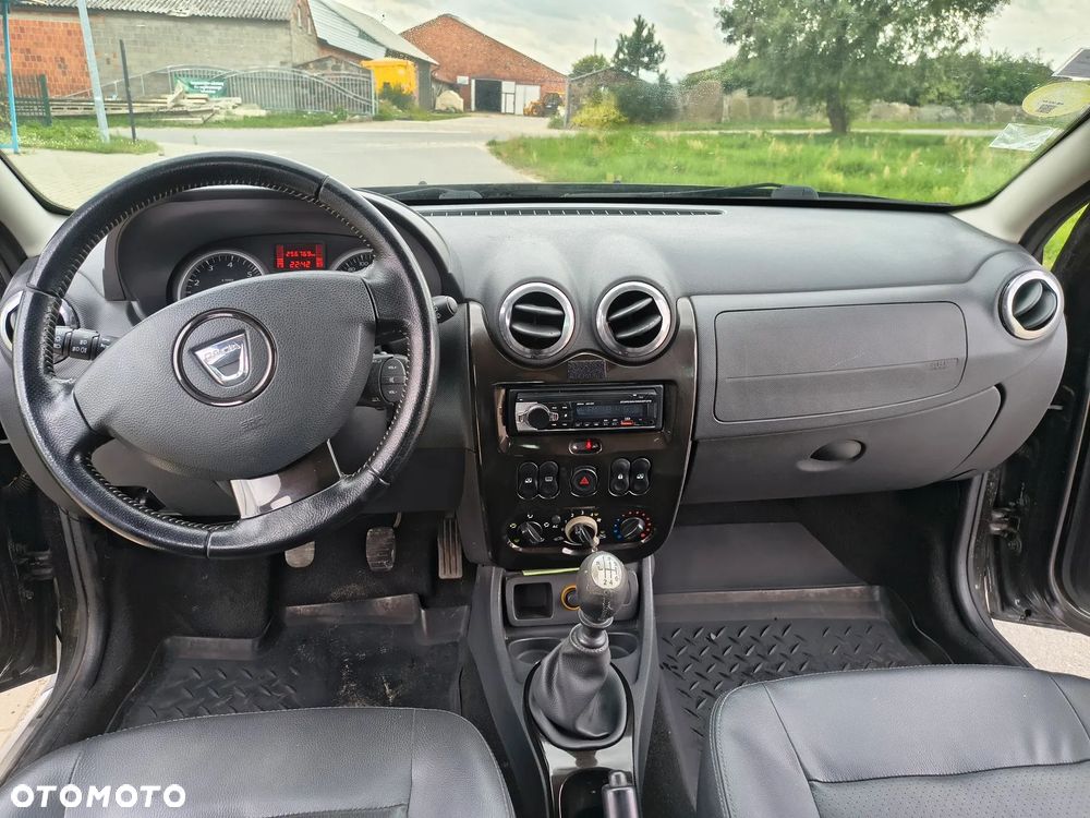 Dacia Duster 1.5 dCi Laureate - 13