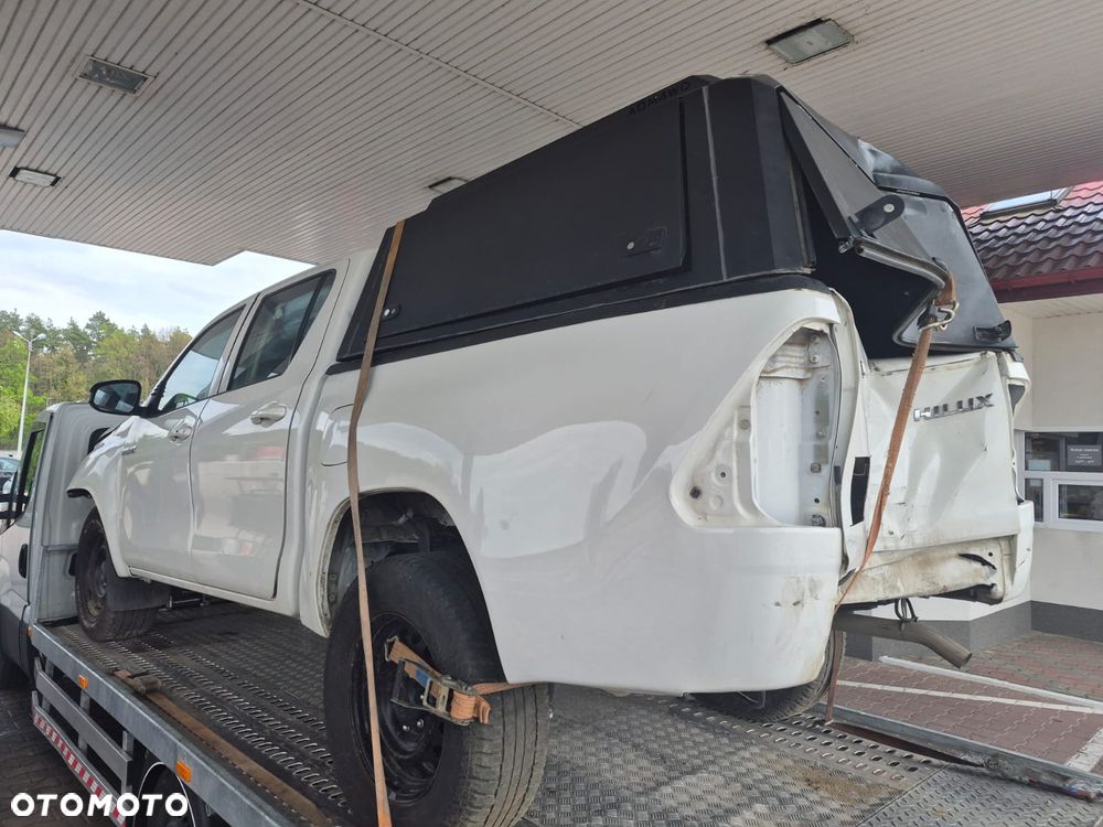 Toyota Hilux 2.8 D-4D Double Cab SR5 4x4 - 4