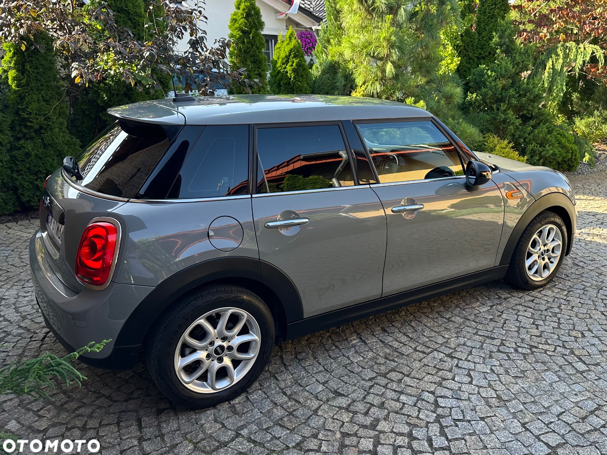 MINI Cooper Standard - 18