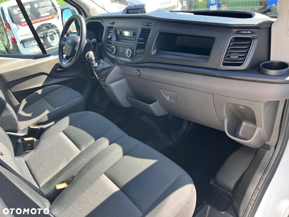 Ford Transit - 22