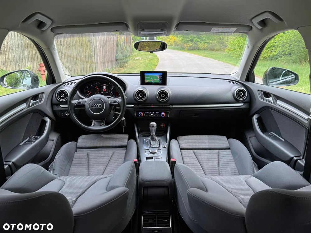 Audi A3 Sportback 1.6 TDI (clean diesel) S tronic S line Sportpaket - 16