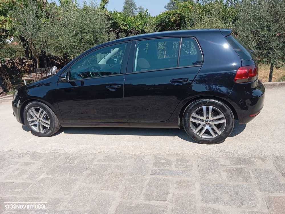 VW Golf 2.0 TDi Confortline - 3