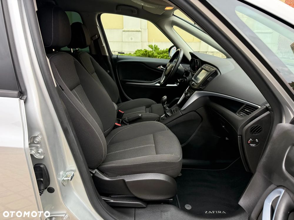 Opel Zafira 1.4 Turbo (ecoFLEX) Start/Stop Active - 23