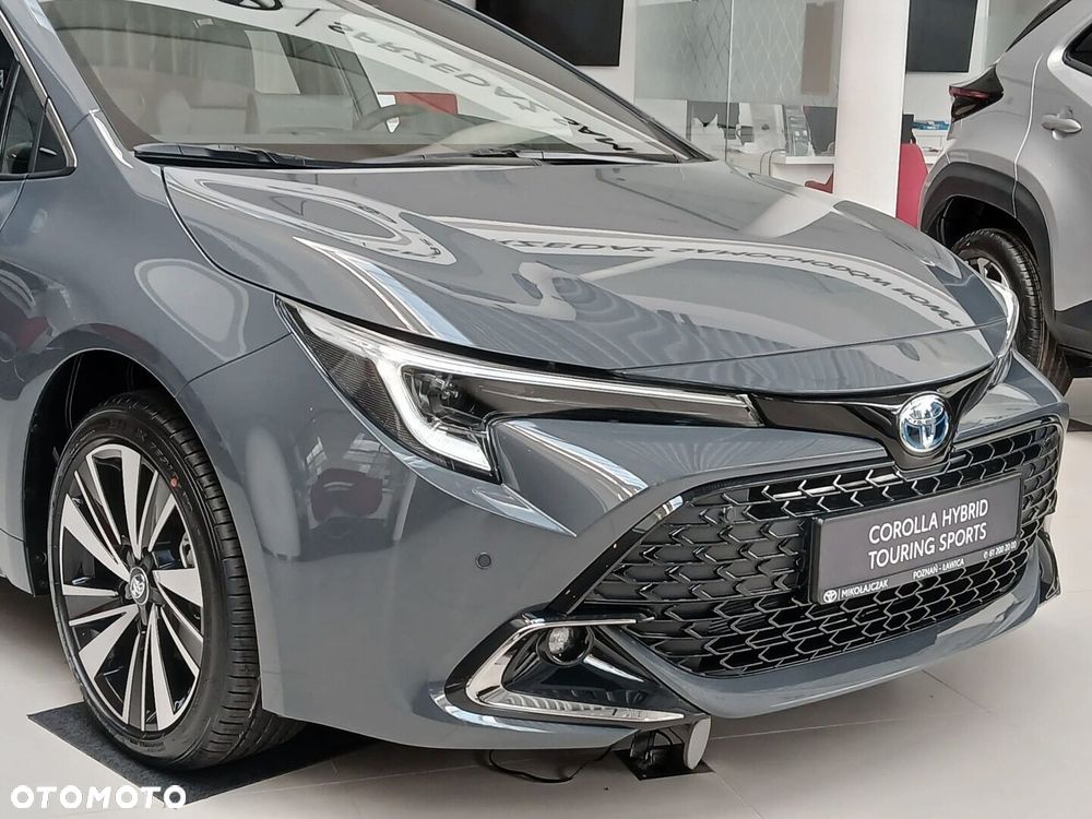 Toyota Corolla 1.8 Hybrid Style - 32