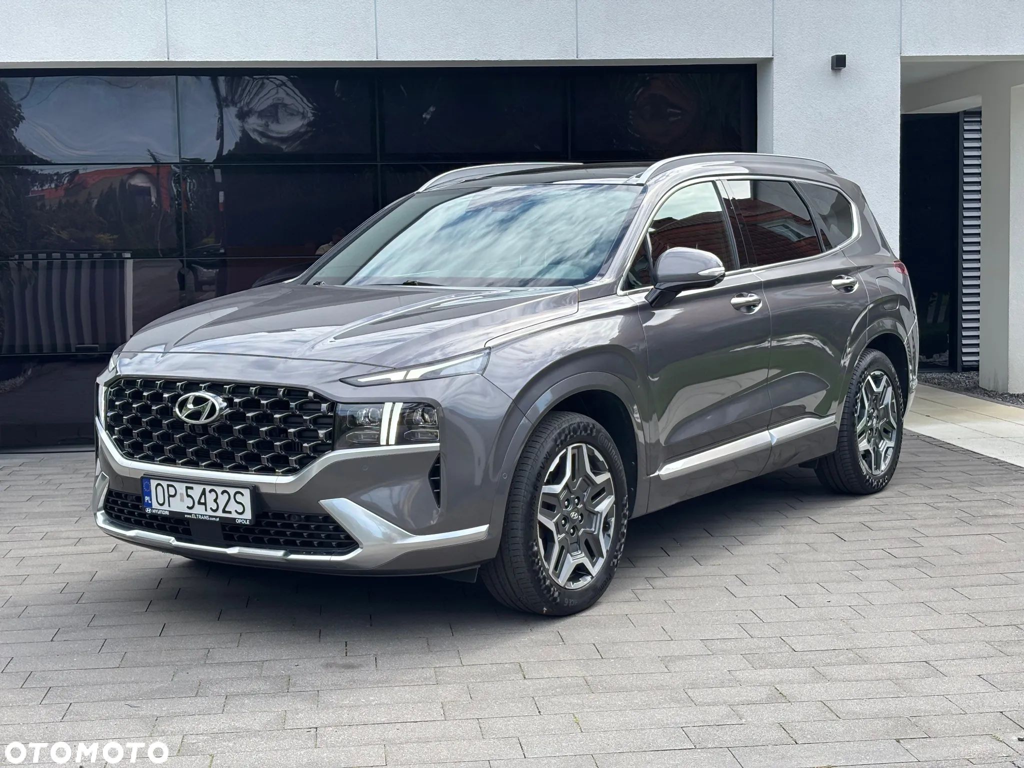 Hyundai Santa Fe - 1
