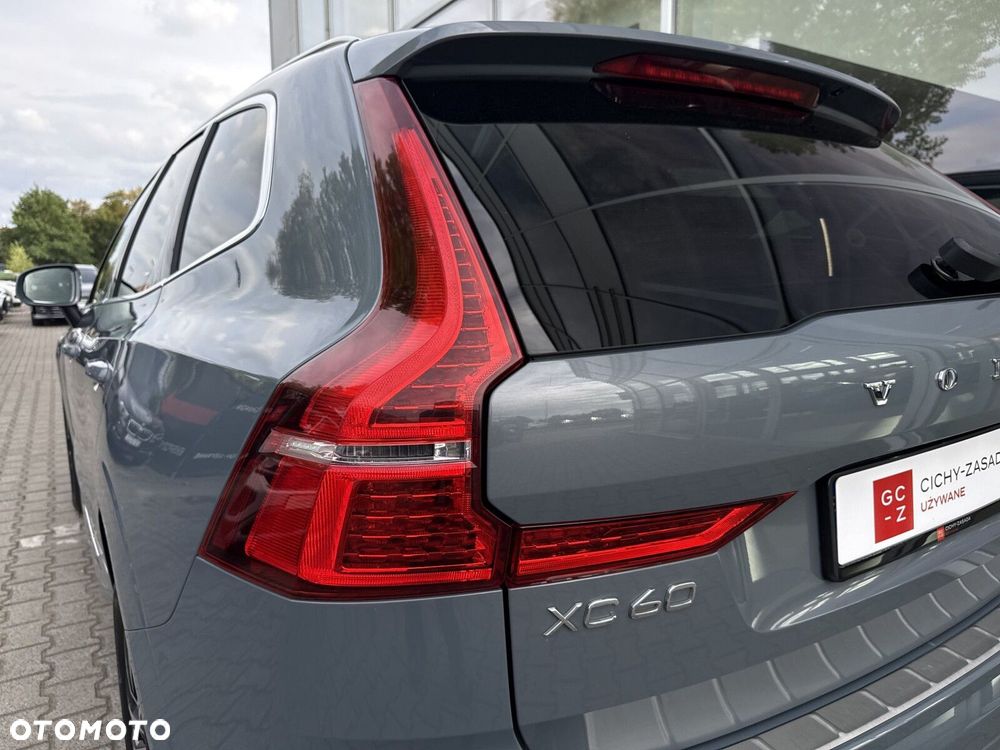 Volvo XC 60 B4 D AWD Plus Bright - 40