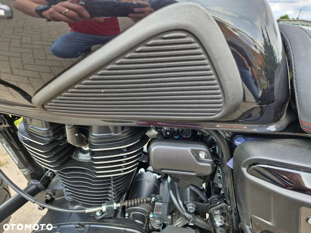 Honda GB - 12