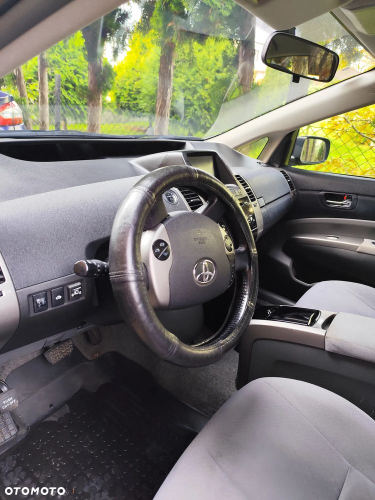 Toyota Prius 1.5 VVT-i Sol - 7