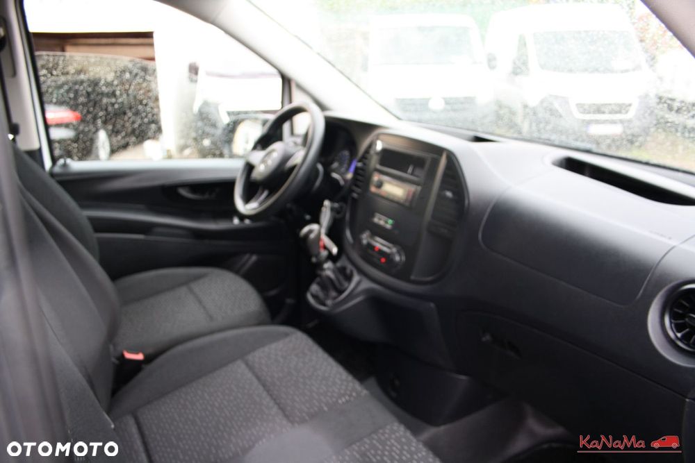 Mercedes-Benz VITO - 22