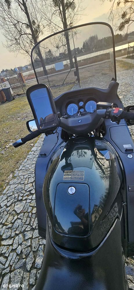 Honda ST - 6