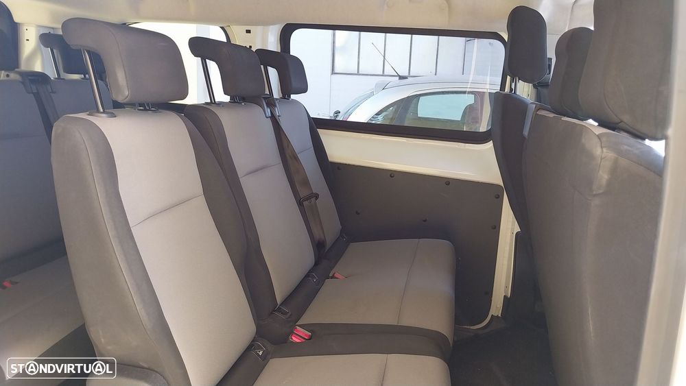 Peugeot Traveller 1.5 BlueHDi L2H1 Active Standard - 11