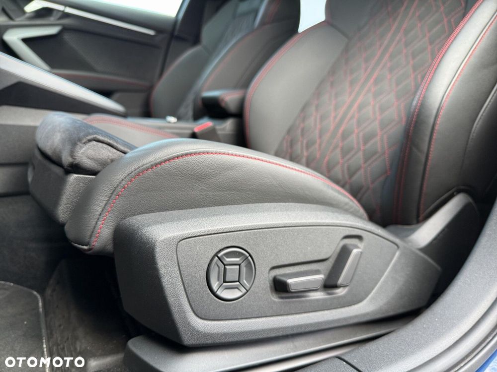 Audi A3 Sportback - 11