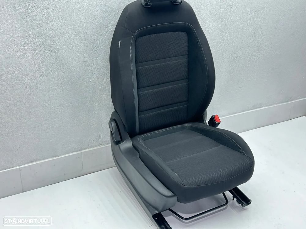 Conjunto de Bancos - Fiat Tipo (2019) - 11