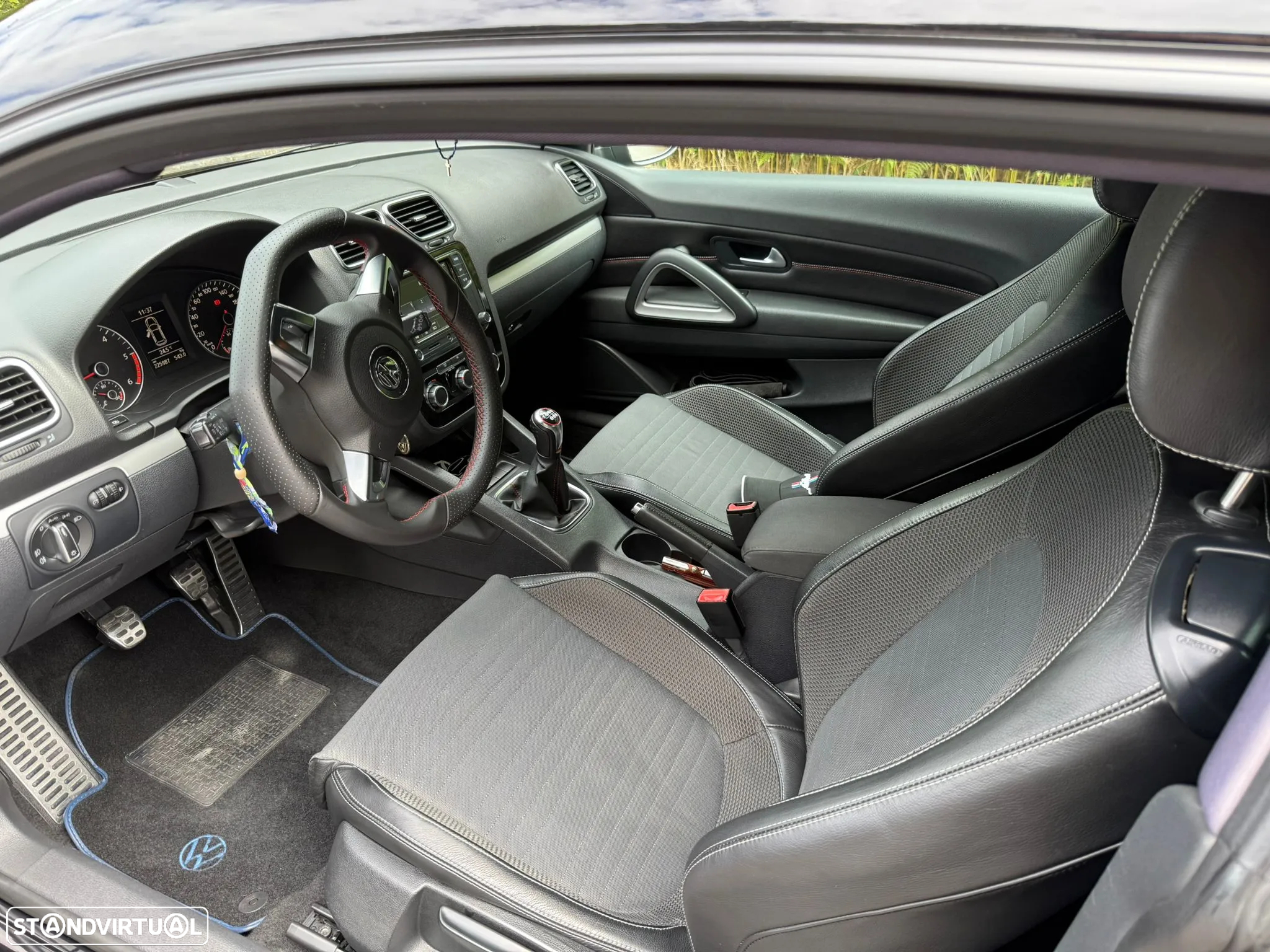 VW Scirocco 2.0 TDI Sport - 4