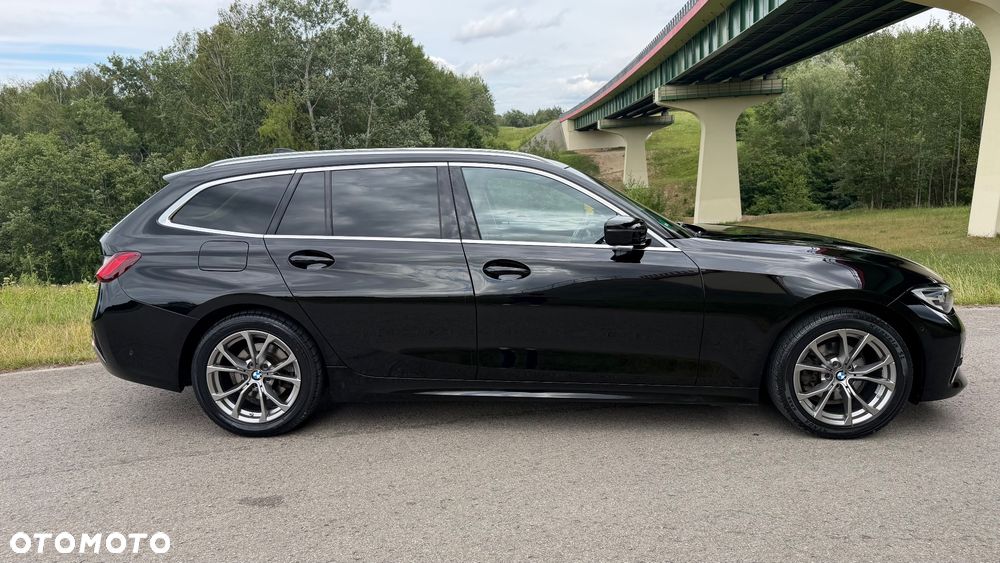 BMW Seria 3 318d Edition M Sport Shadow - 30