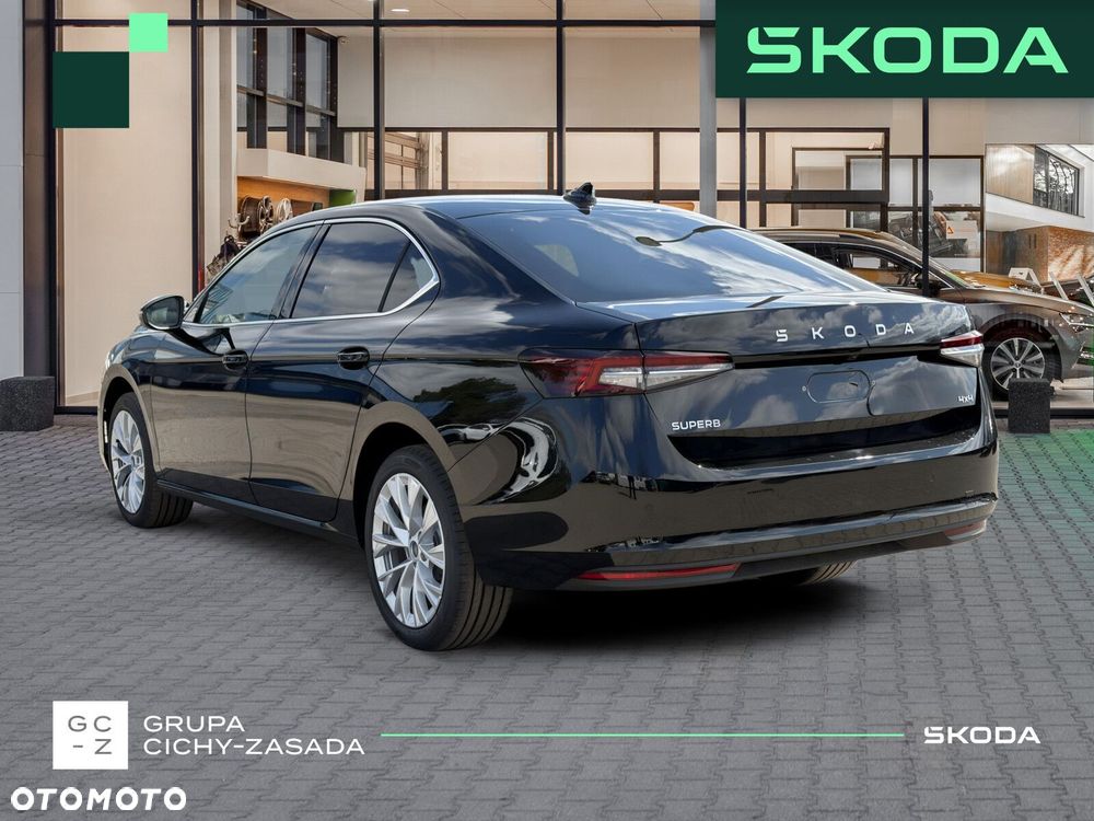 Skoda Superb 2.0 TDI SCR 4x4 Drive DSG - 4