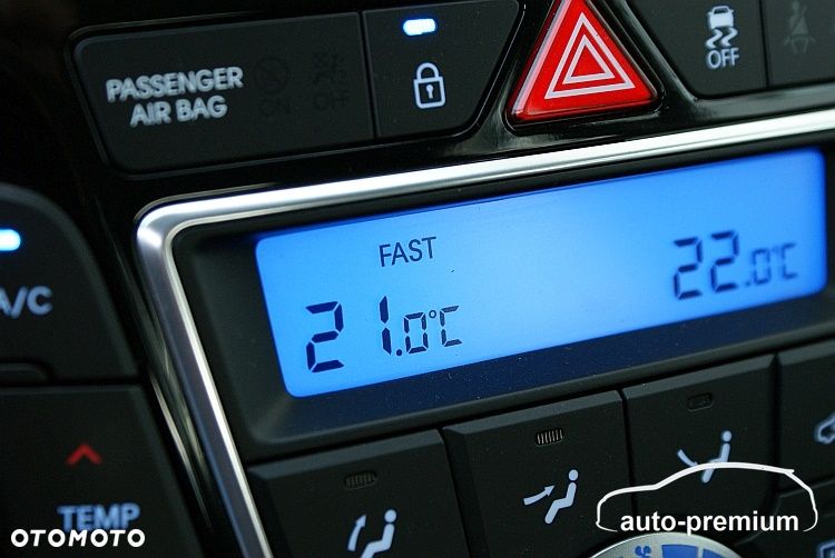 Hyundai i30 blue 1.6 GDI Trend - 16