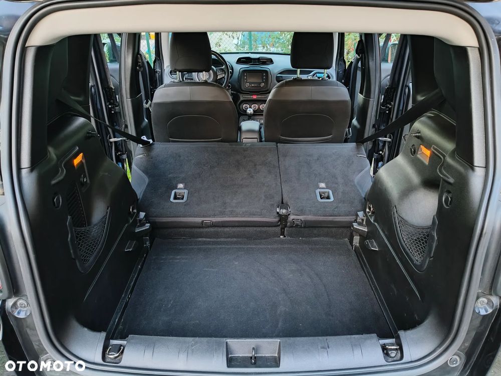 Jeep Renegade 1.6 E-TorQ Longitude FWD - 29