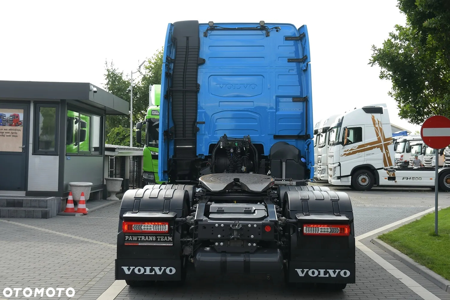 Volvo FH500///* 2022///* PUSHER///* 6×2///* PRZEBIEG 360 TYŚ KM///* GLOBETROTTER XL///WAGA///* KAMERA///* KLIMA POSTOJOWA///* FULL LED///* TV///* OŚ SKRĘTNA///* STAN JAK NOWY - 5