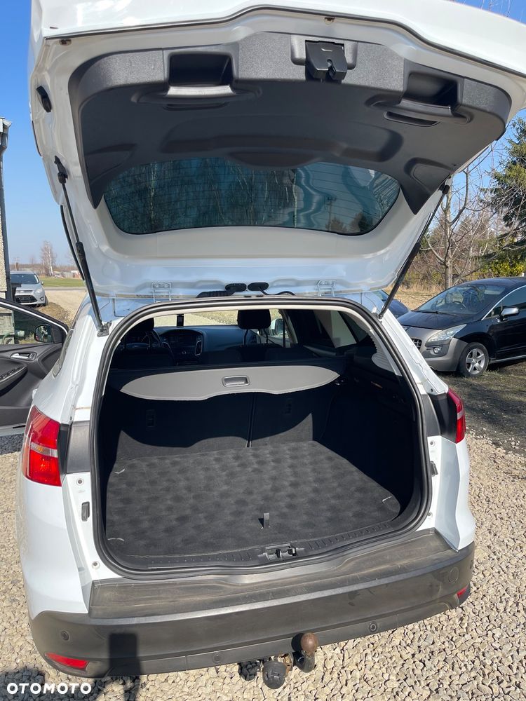 Ford Focus 1.6 TDCi DPF Titanium - 6