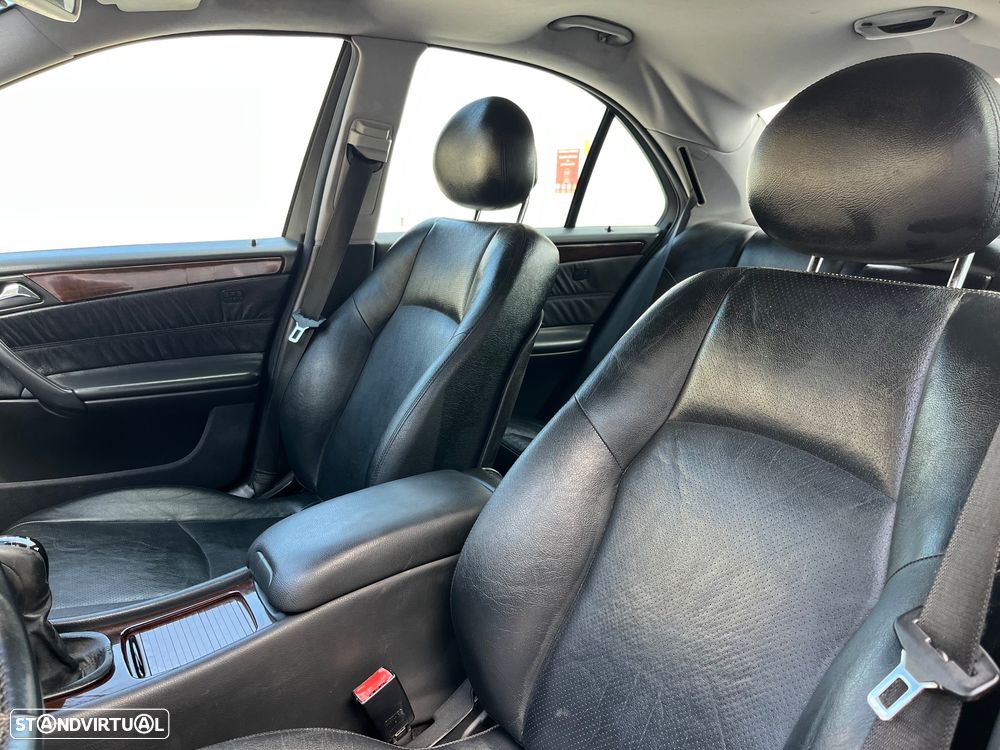 Mercedes-Benz C 200 - 5