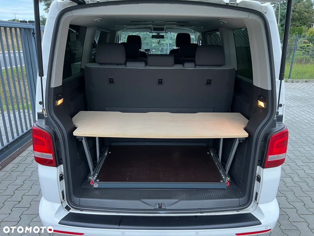 Volkswagen Multivan - 16