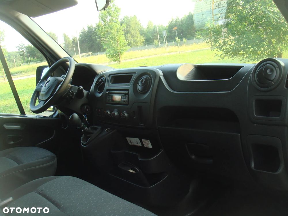 Opel MOWANO - 22