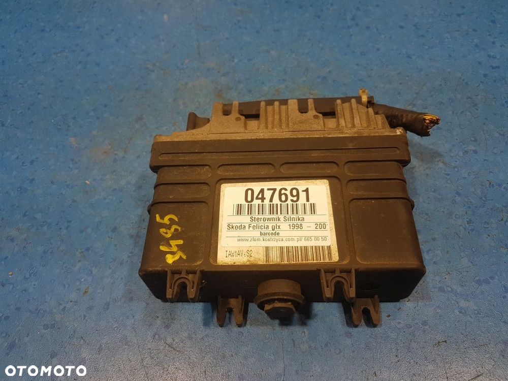 SKODA FELICIA GLX 1.6 STEROWNIK SILNIKA 032906030AJ - 1