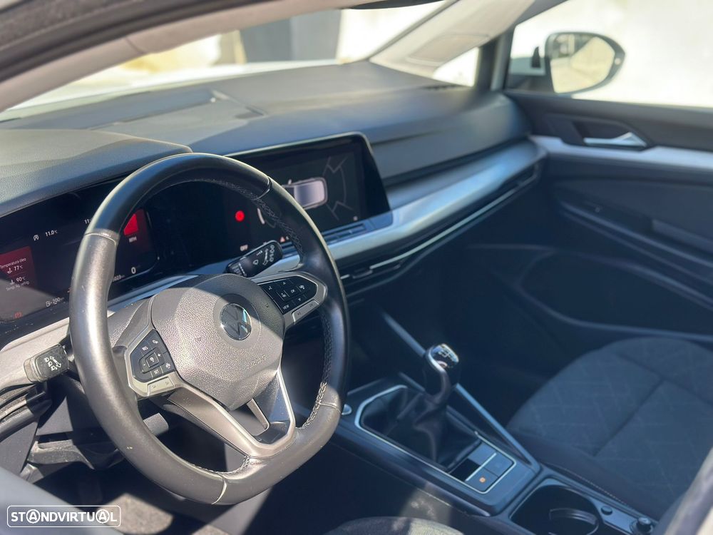VW Golf 2.0 TDI Conceptline - 13
