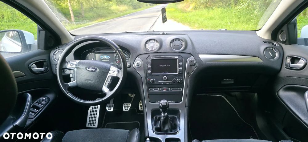 Ford Mondeo 2.5 Titanium X - 1