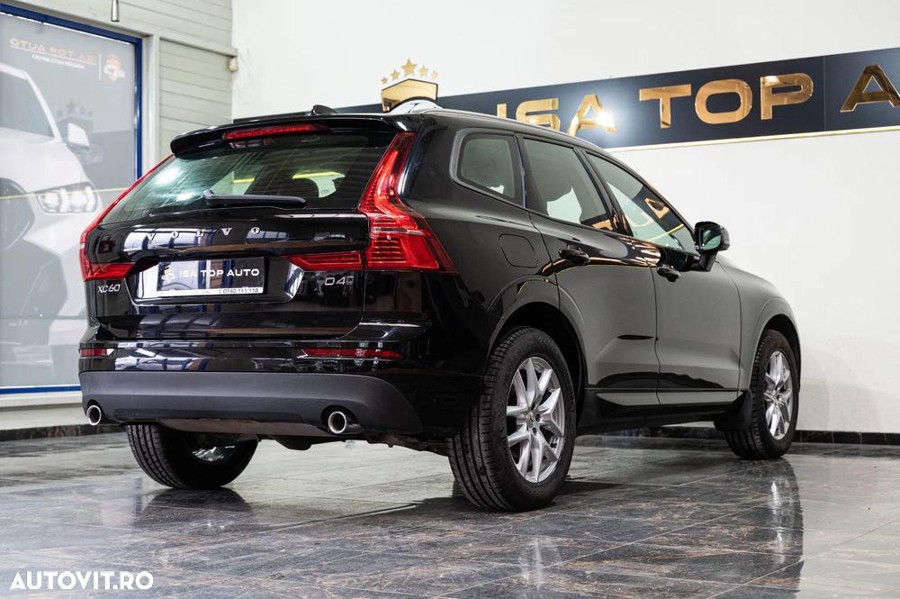 Volvo XC 60 D4 AWD Geartronic Momentum - 4