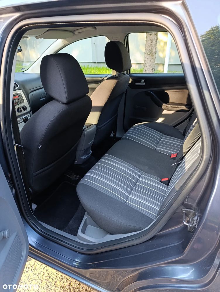 Ford Focus 1.6 TDCi Silver X - 6