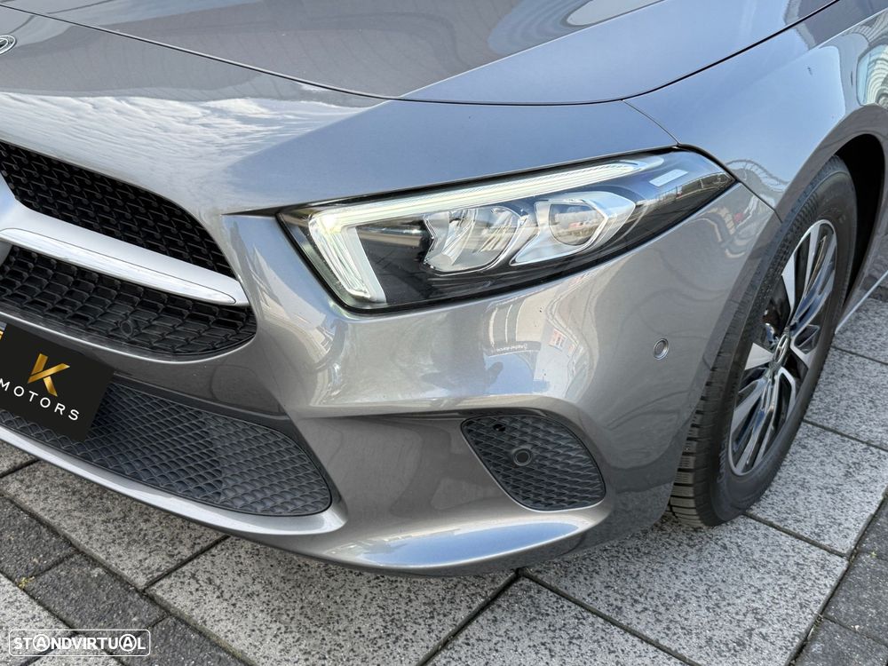 Mercedes-Benz A 180 7G-DCT Special Edition - 9