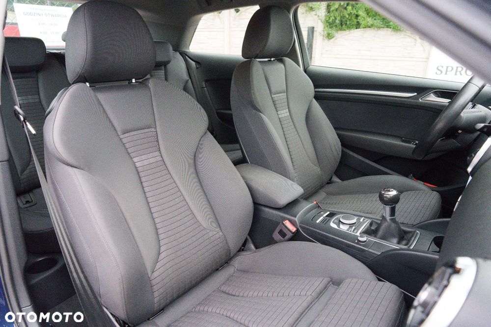 Audi A3 3-drzwiowe 1.6 TDI design - 20