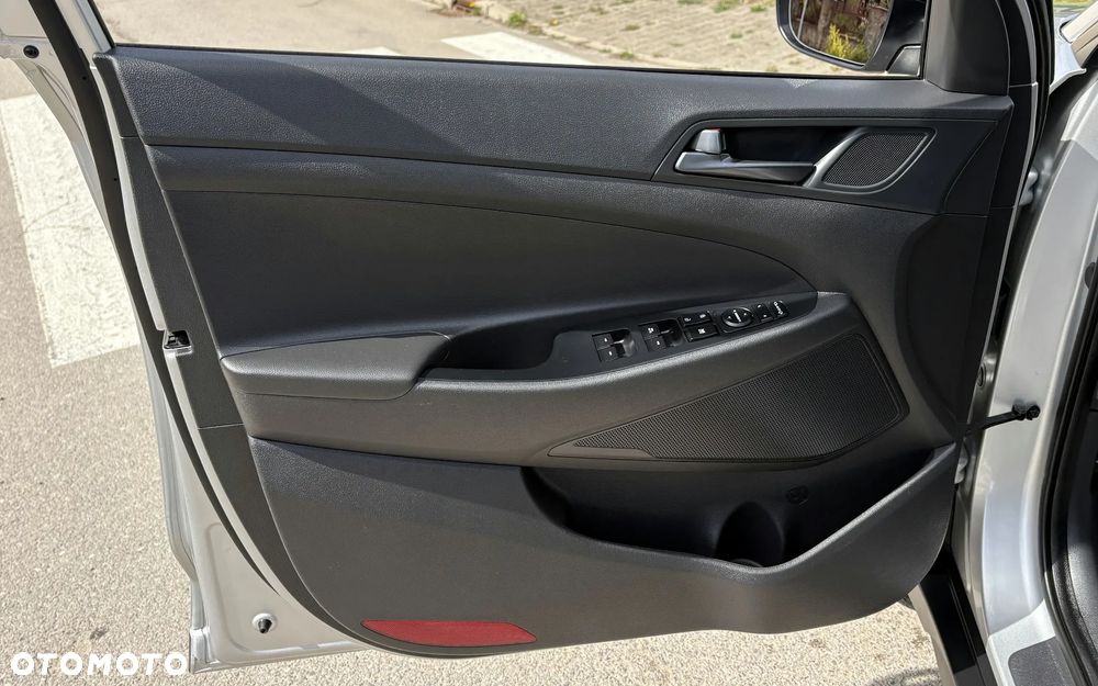 Hyundai Tucson blue 1.6 GDi 2WD Passion - 23