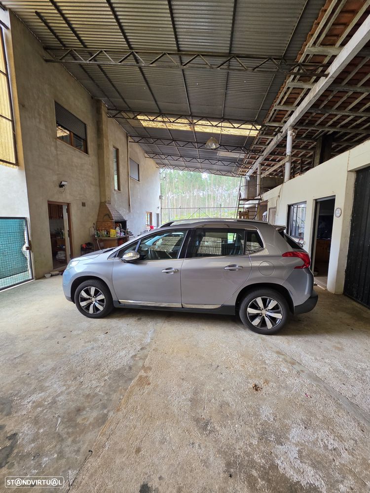 Peugeot 2008 - 5