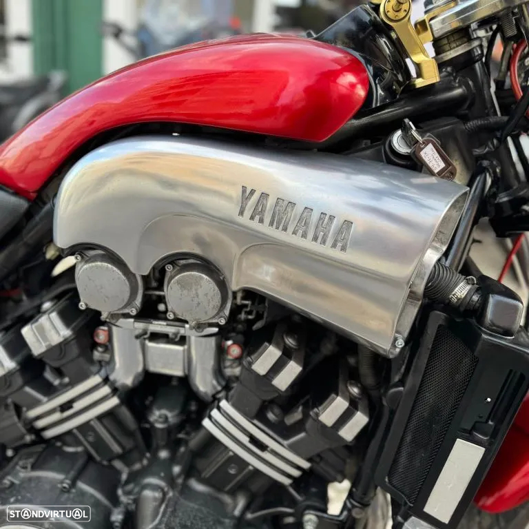 Yamaha Vmax 1200 - 21