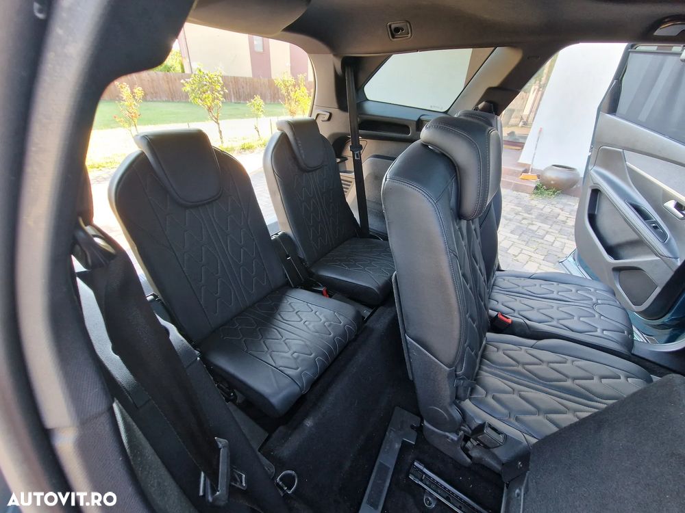 Peugeot 5008 1.6 Puretech Turbo s&s EAT8 GT-Line - 4