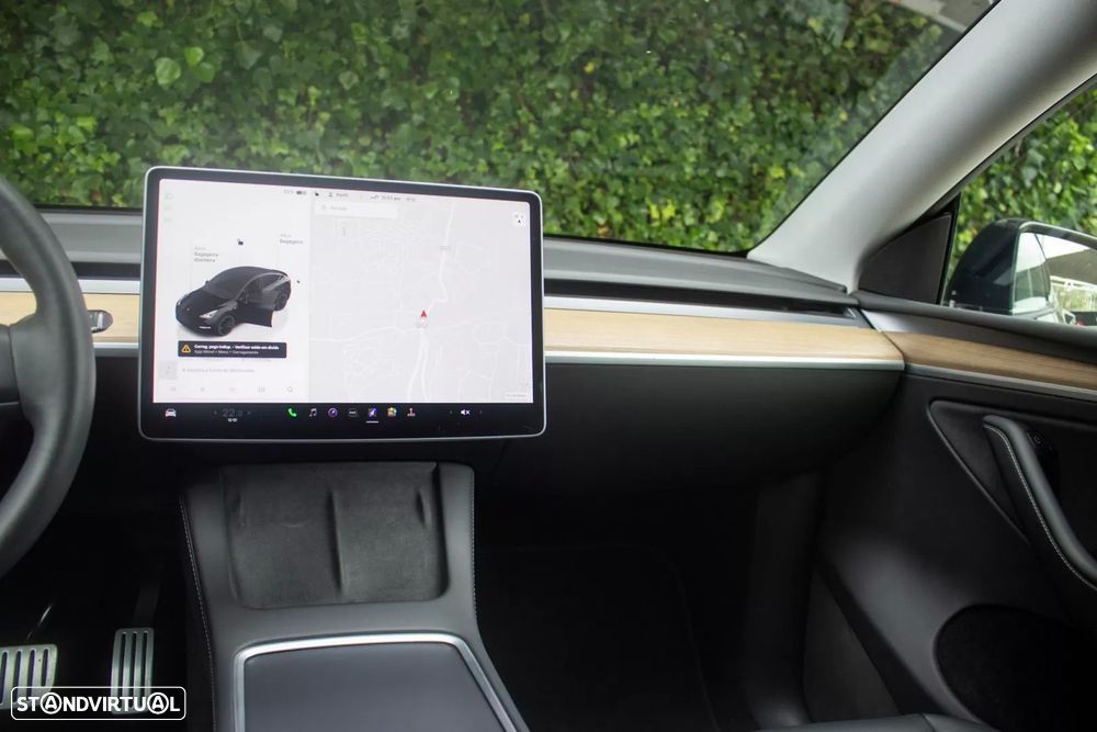 Tesla Model Y Performance Tração Integral - 17