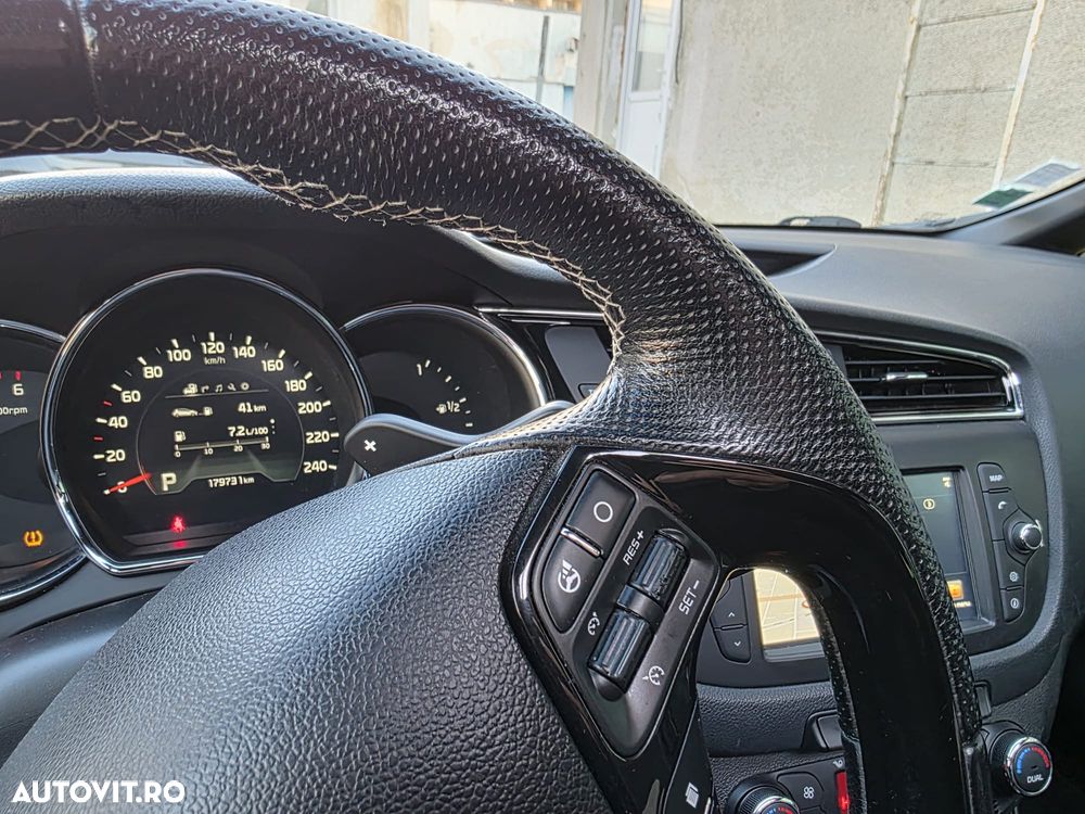 Kia Ceed 1.6 CRDi 136 DCT ISG GT Line - 20