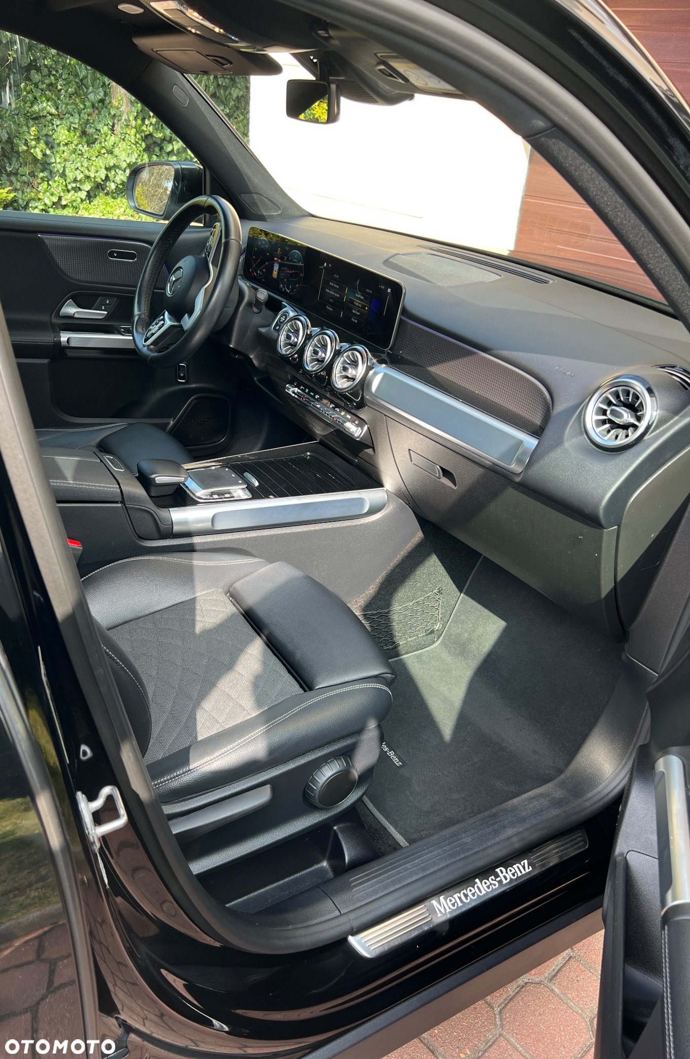 Mercedes-Benz GLB 220 d 8G-DCT Progressive - 12